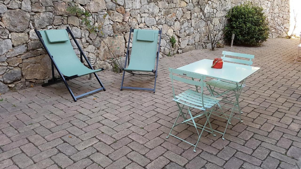 Le Mas Des Hibiscus Trans-en-Provence Zewnętrze zdjęcie